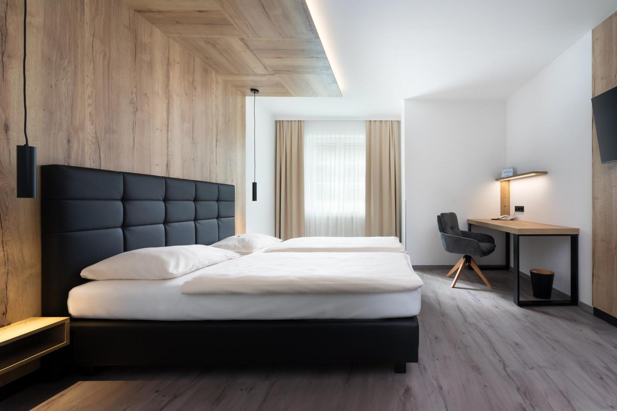 City Hotel Stockerau Zewnętrze zdjęcie