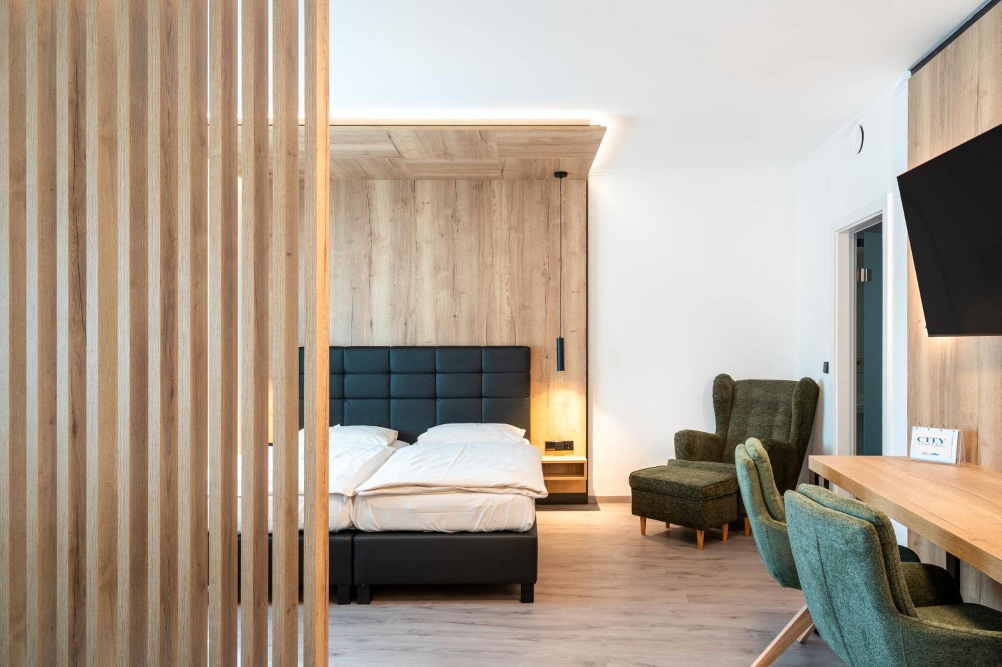 City Hotel Stockerau Zewnętrze zdjęcie